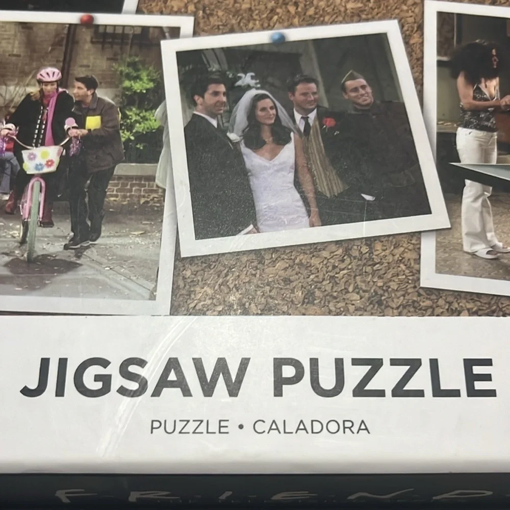TV Show Friends,‎ The Television Series 1000 Piece Jigsaw Collectible Puzzle